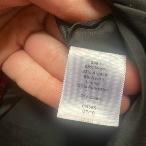 Talbots Red and Black Plaid Wool Blend Skirt Size 14 - Picture 3 of 3